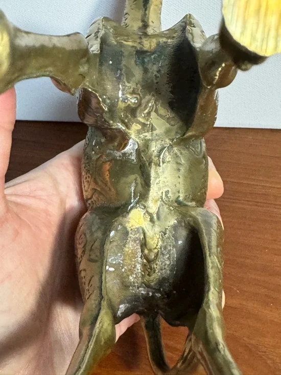 Brass Giraffe Figurine - Textured Metal Décor - Picture 9 of 11